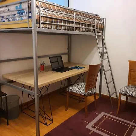 Flat In Tirana, Rruga 5 Maji, Apartamento