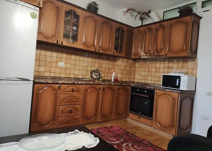 Flat In Tirana, Rruga 5 Maji, Tirana