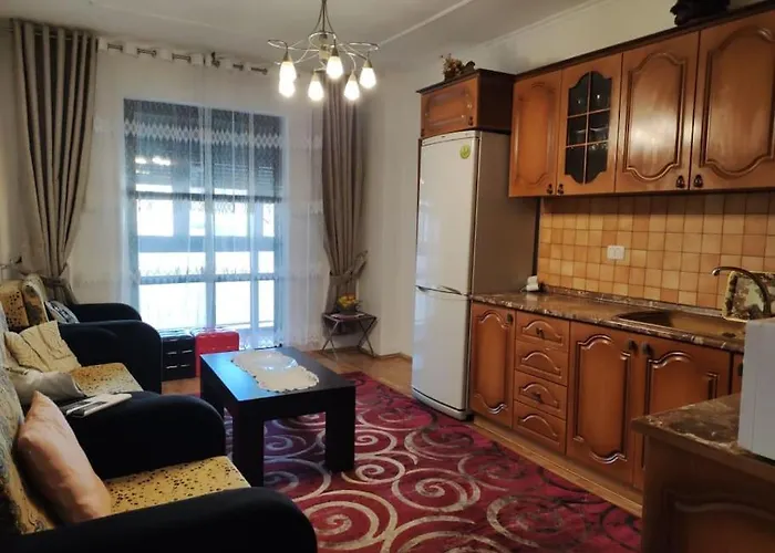 Flat In Tirana, Rruga 5 Maji,