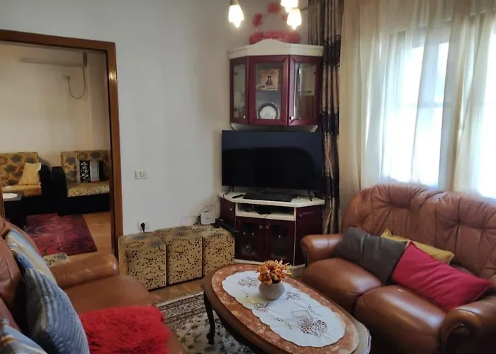 Appartement Flat In Tirana, Rruga 5 Maji, *